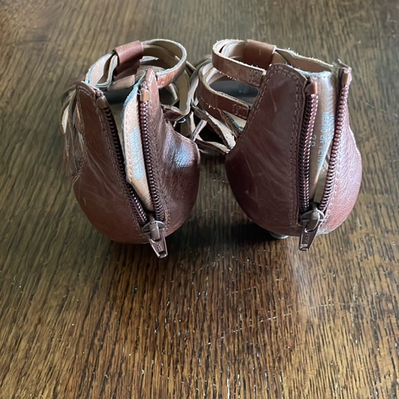 Aldo all lleather wedge sandals - Picture 3 of 8